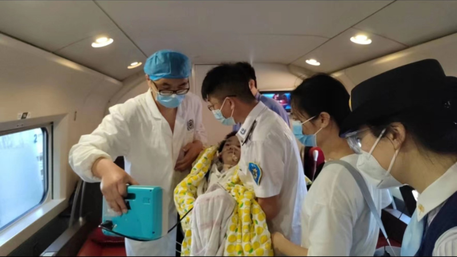 曲麻莱县专业高铁转运