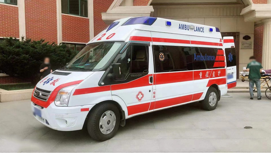 曲麻莱县重症监护救护车